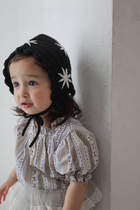 mazukuri / Embroidery bonnet  Black