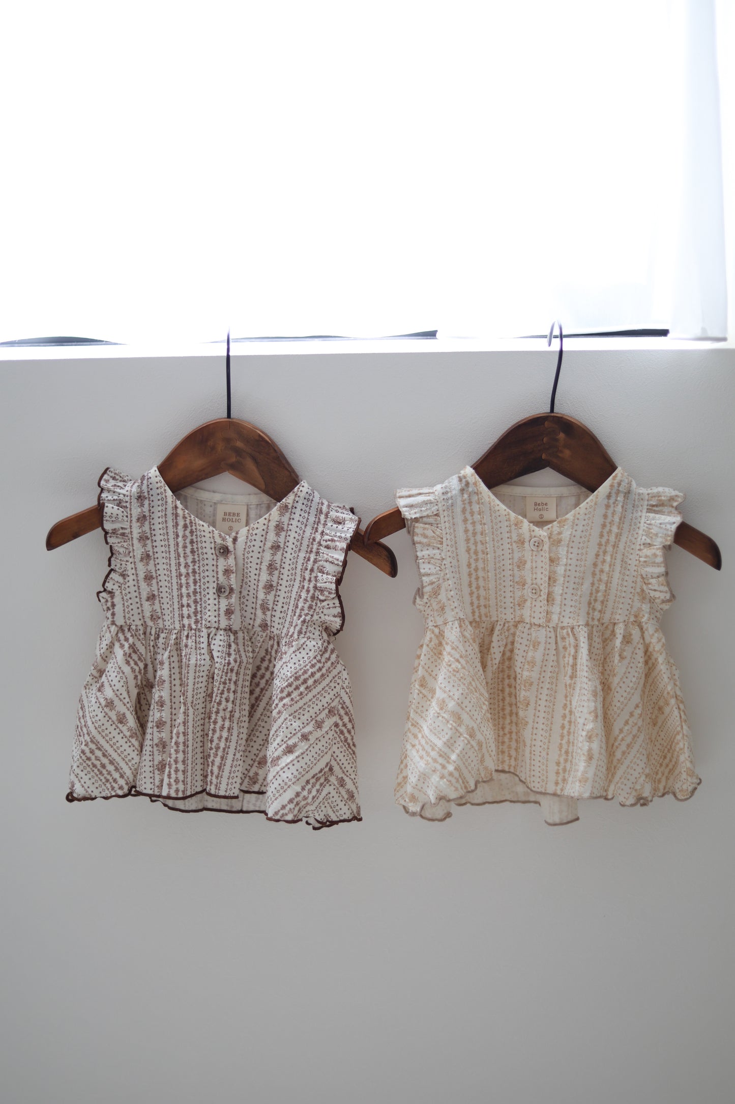 bebe holic / Dew Blouse