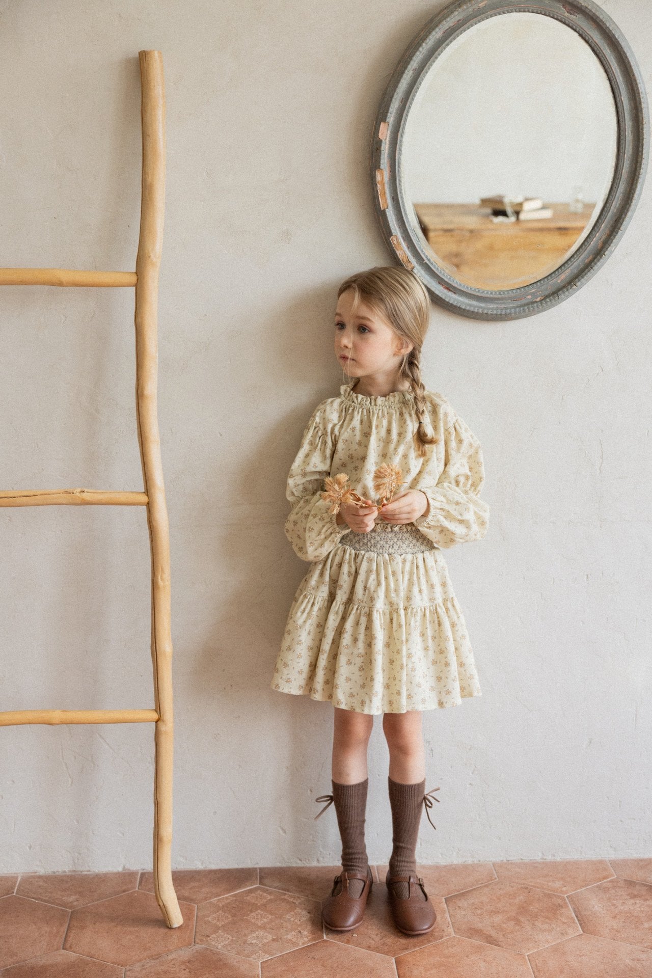(予約)perro bebe / Ella blouse , skirt - beige