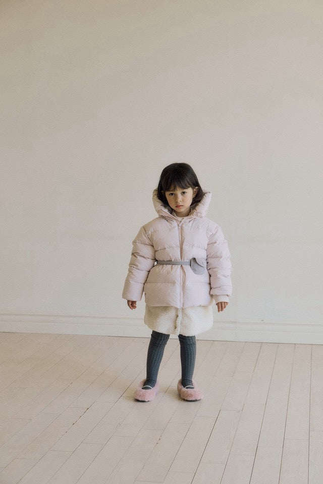 送料無料(予約) inné / Lyla down jacket