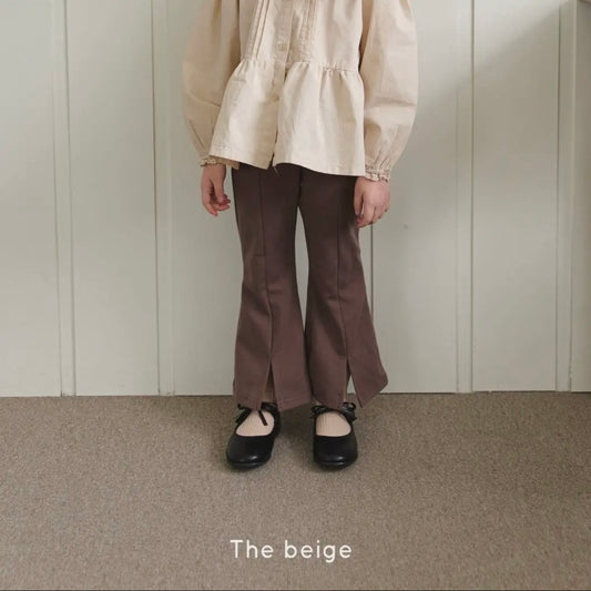 the beige / Front-slit flared pants