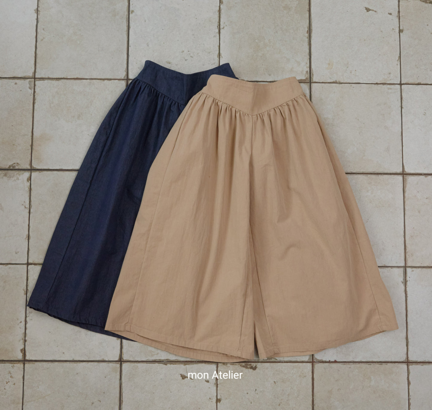(予約) mon Atelier  / V-cut pants