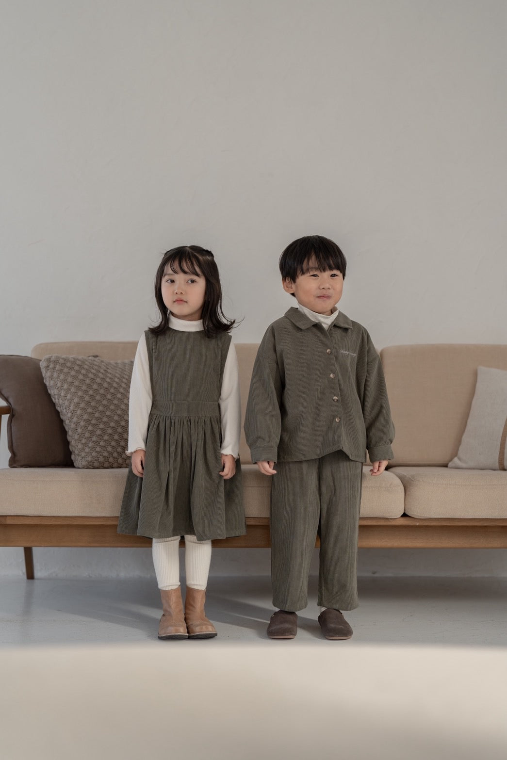 Brownie Dress  with miton / khaki