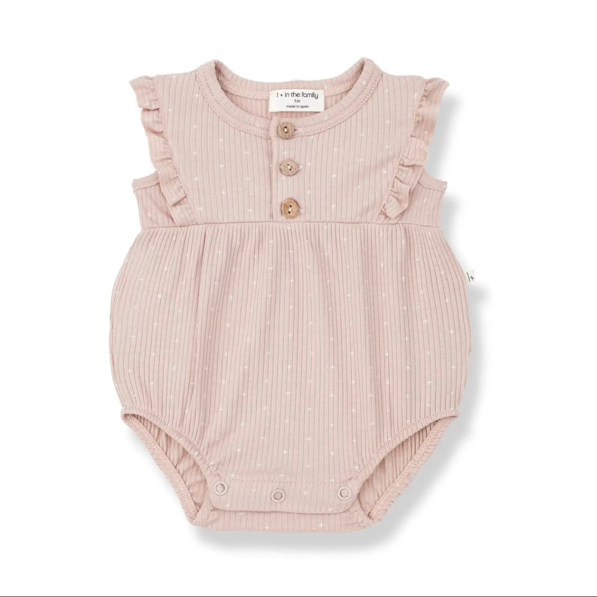 家庭中 1+ 人 / CINNIA NUDE