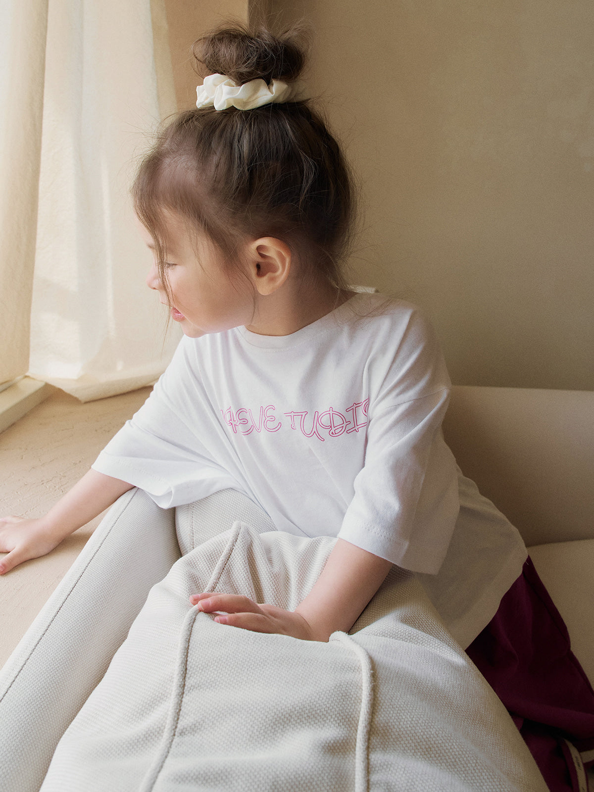 urêve /  Ureve studio over tee