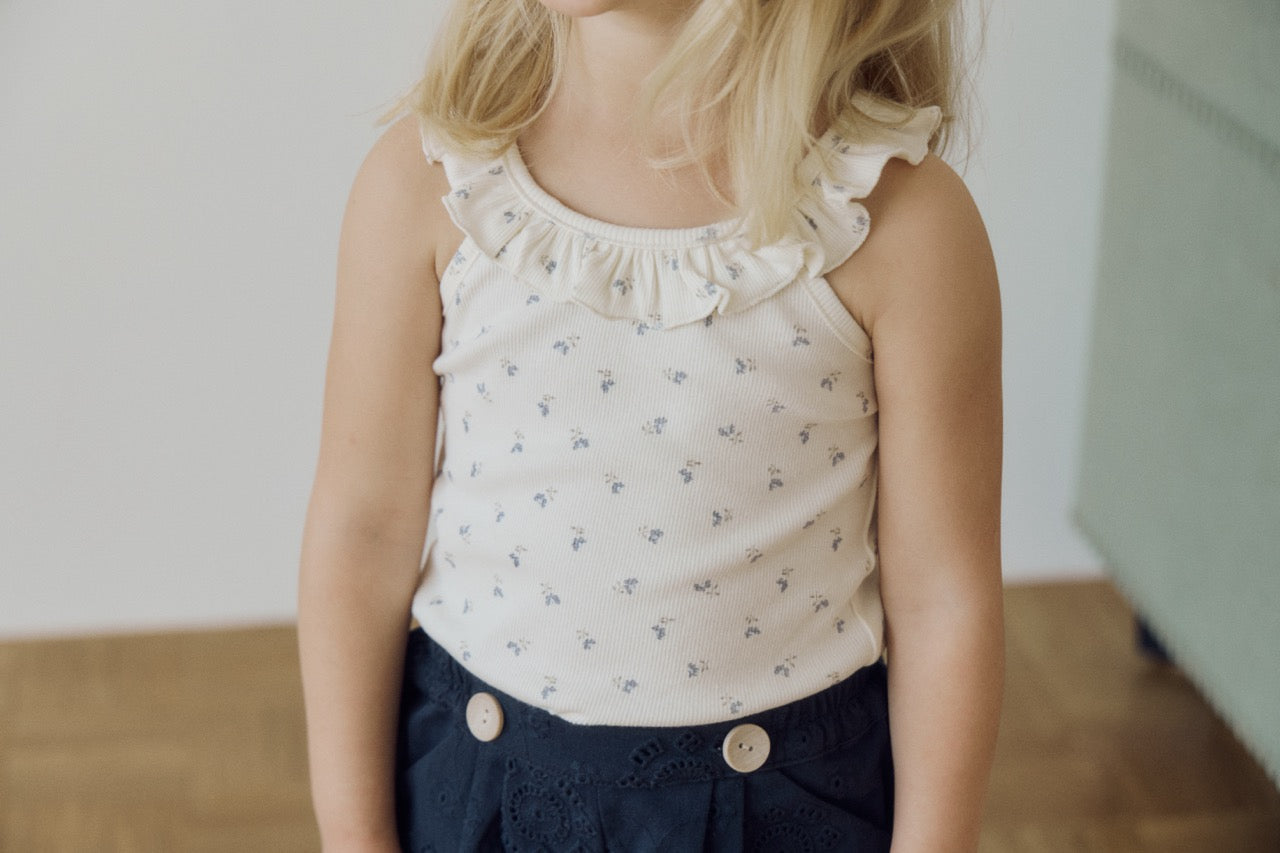 (予約) inné / ruffled sleeveless (flower)