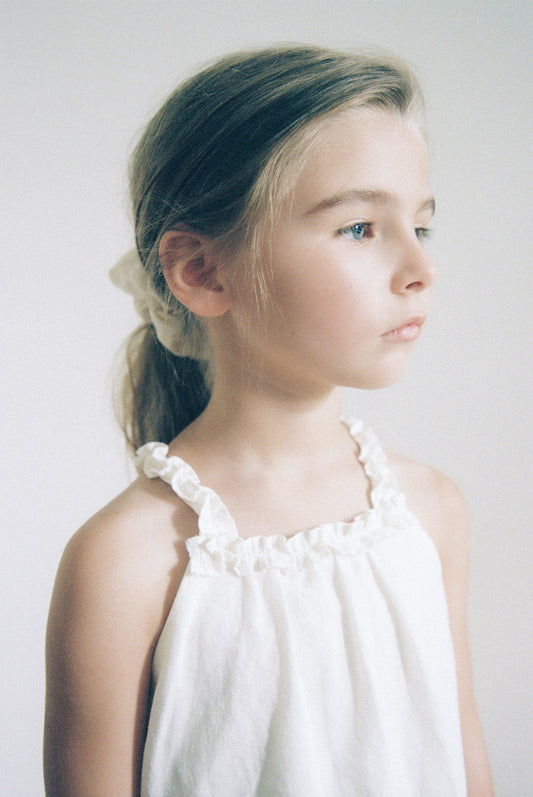 inné /  linen frill ops (white)