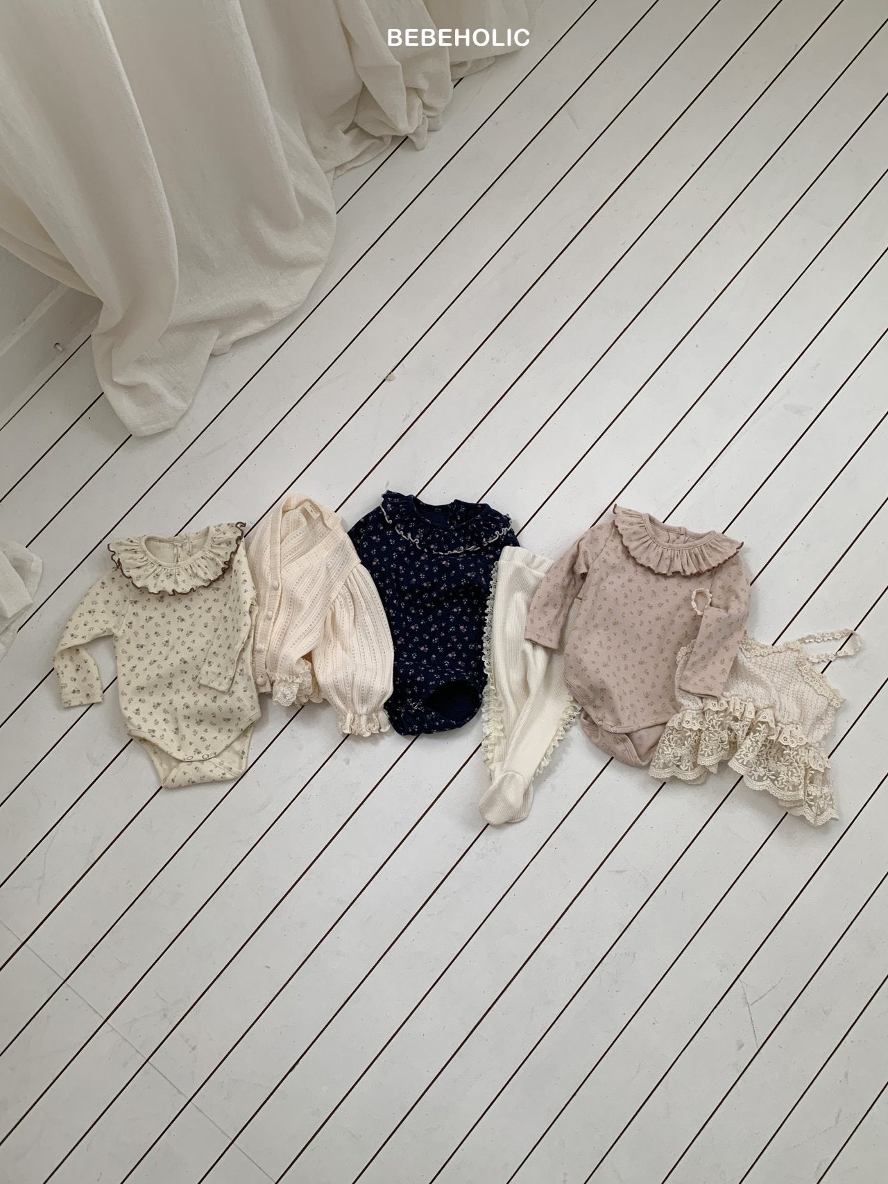 bebe holic / Pauline Suit
