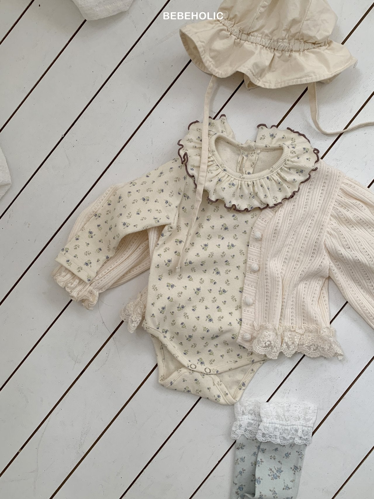 bebe holic / Pauline Suit