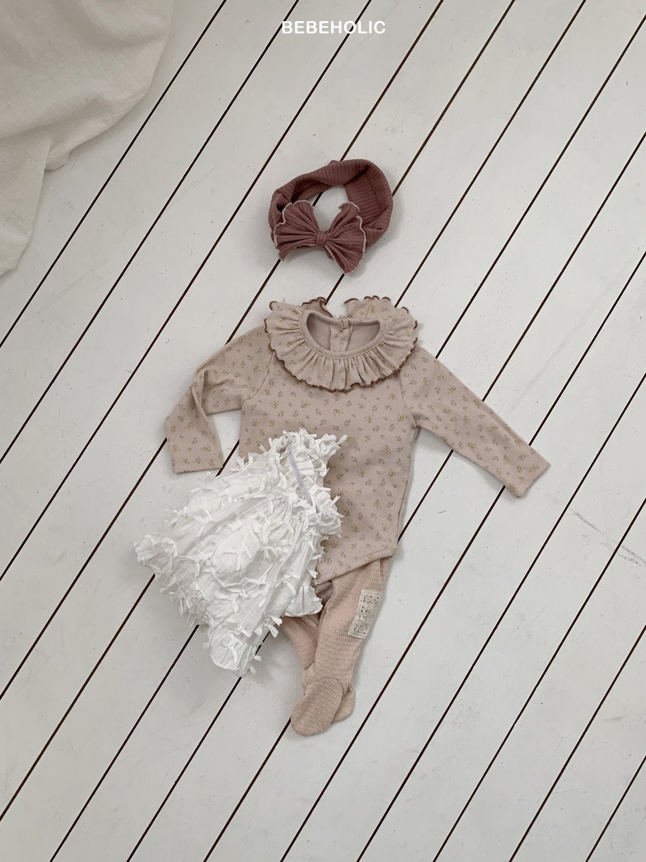 bebe holic / Pauline Suit
