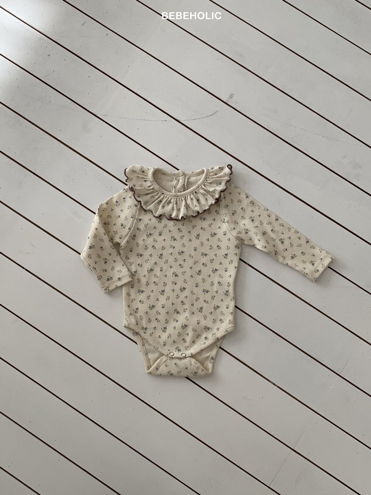 bebe holic / Pauline Suit