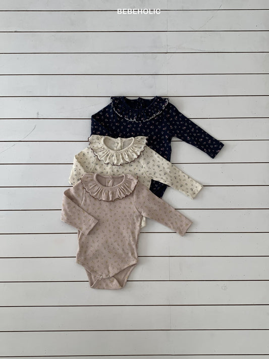 bebe holic / Pauline Suit