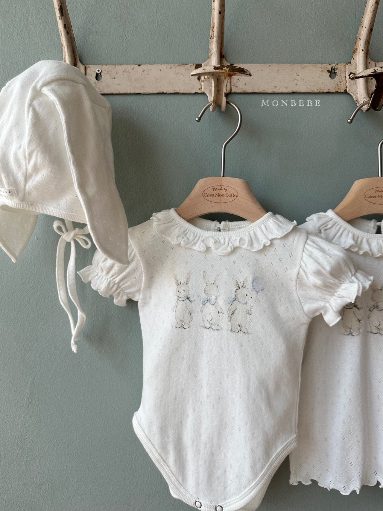 (予約) monbebe  / Rabbit Eyelet Suit (with Bunny Bonnet Set)