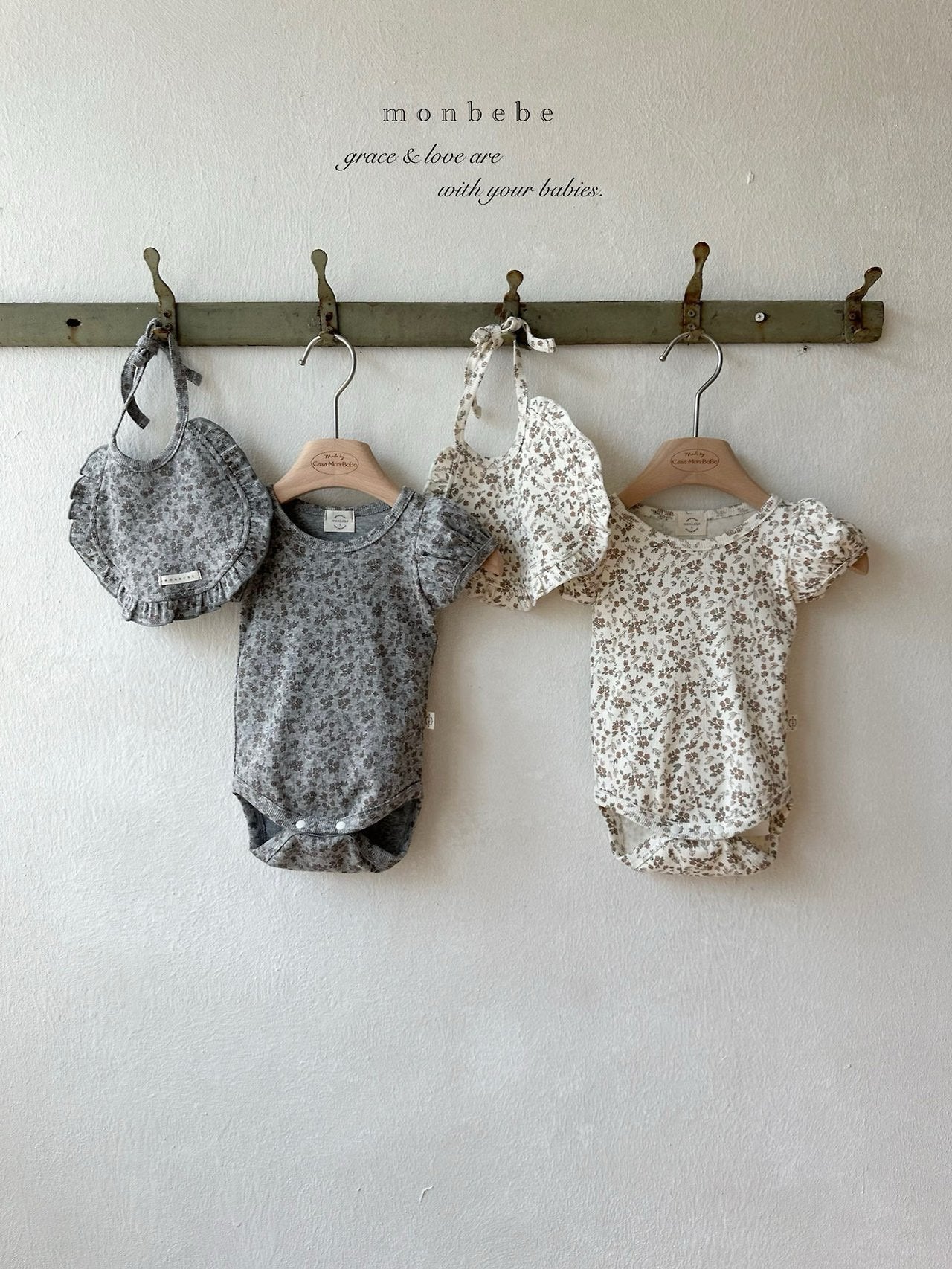 (予約) monbebe  / Puff Flower Suit (with Bib)