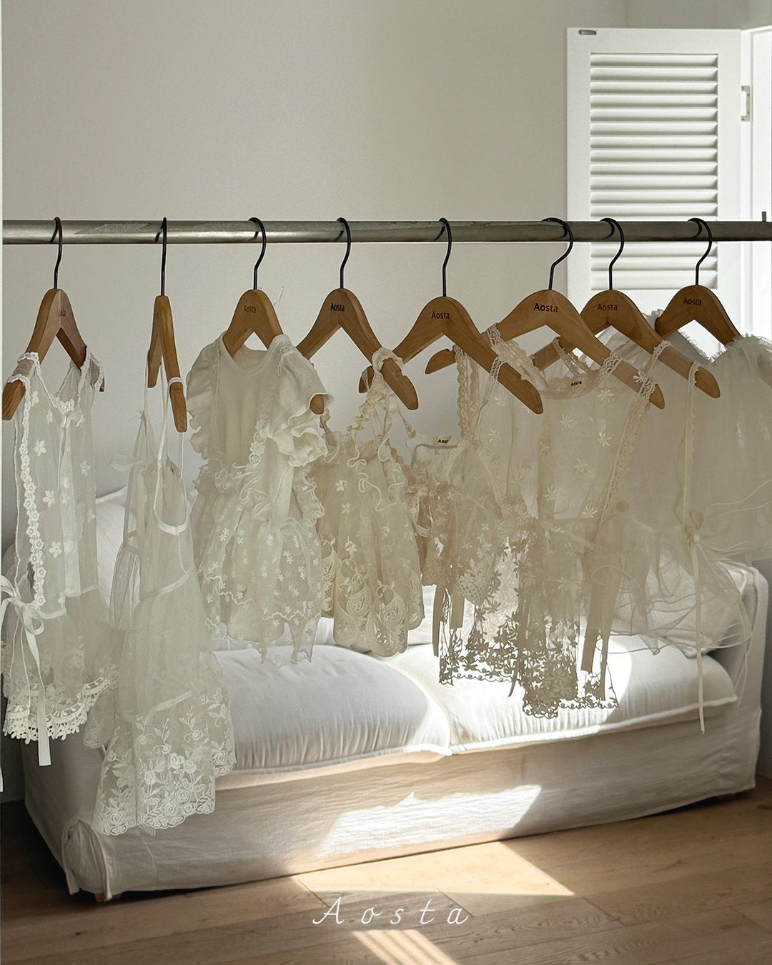 Aosta / Lace Strap Bustier