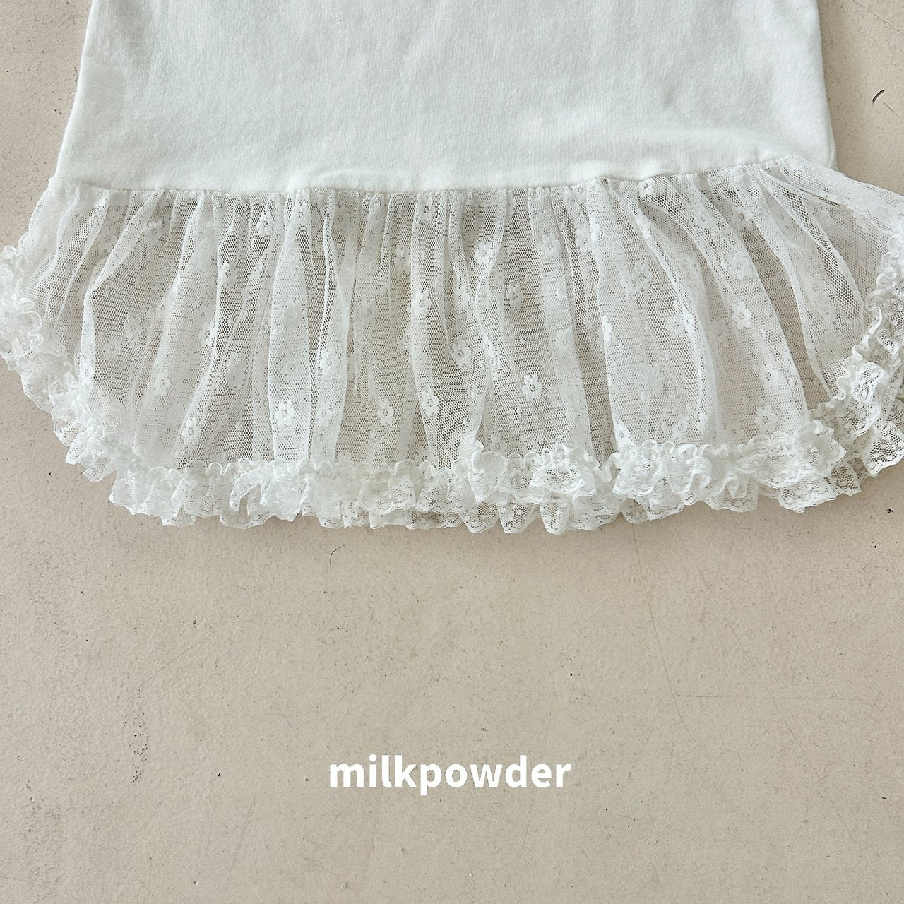 (取り寄せ) milk powder  /  Salang Sleeveless T