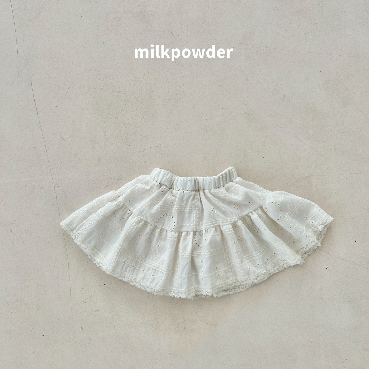 (取り寄せ) milk powder  / Keller Skirt (set-up)