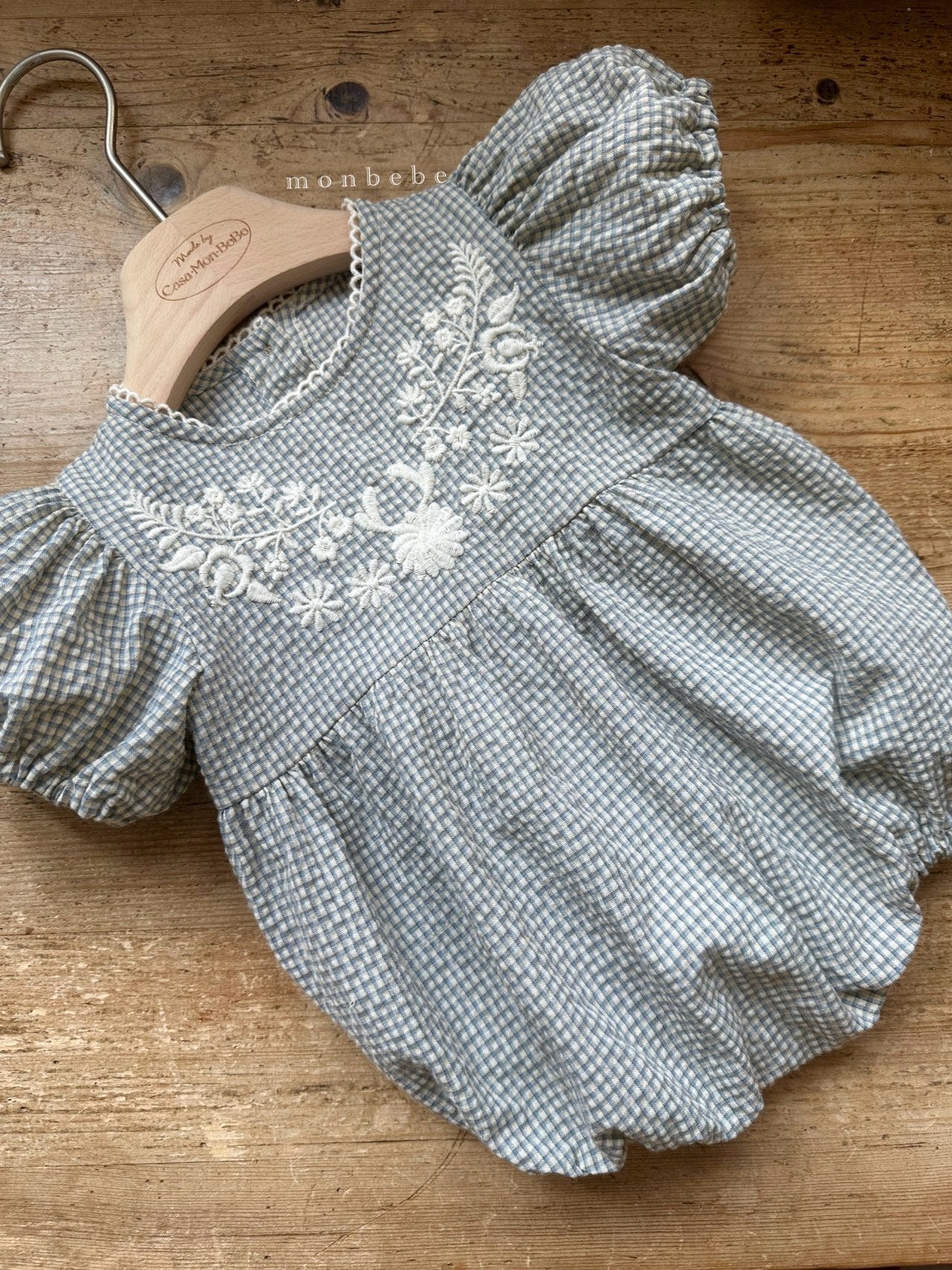 monbebe  /  Hannah embroidered suit