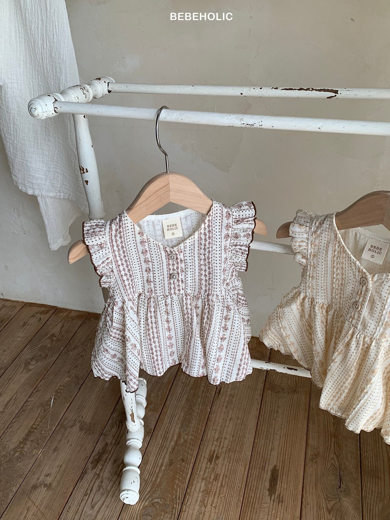 bebe holic / Dew Blouse