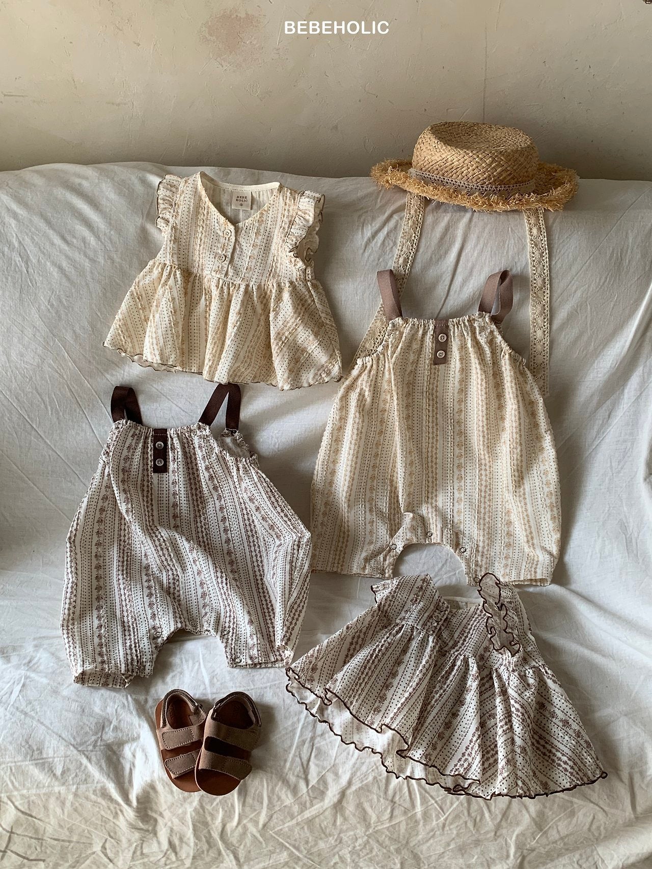 bebe holic / Dew Blouse