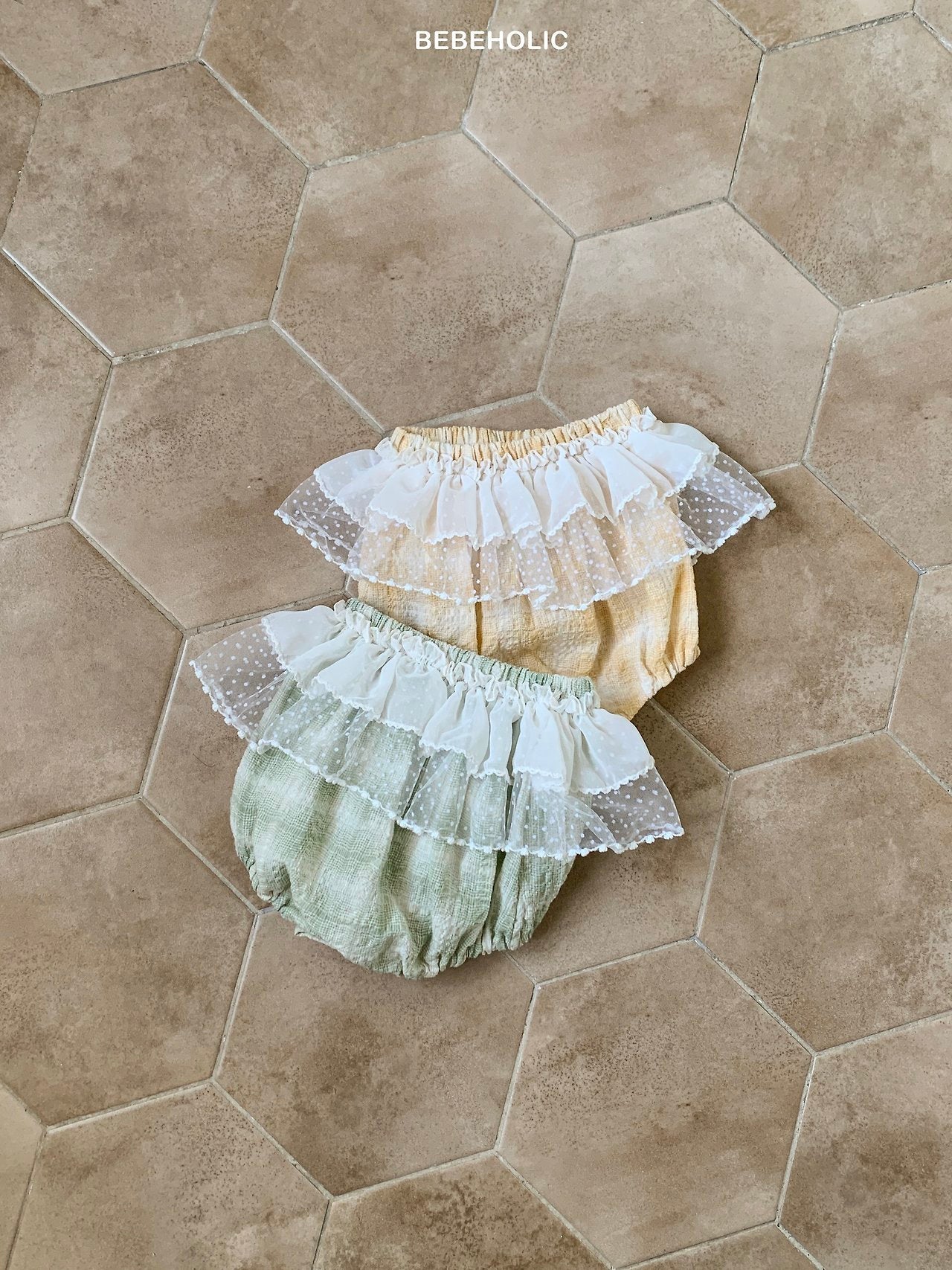 bebe holic / Lily Bloomer