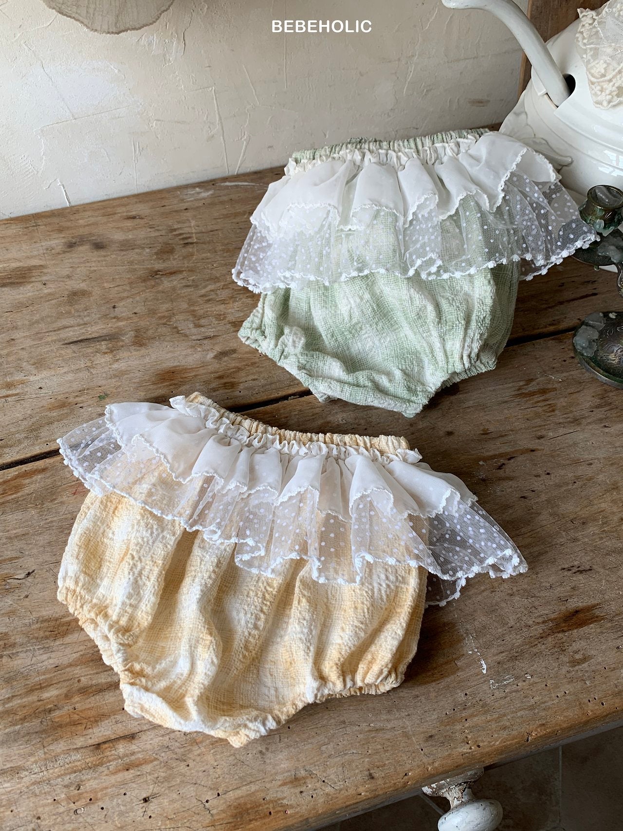 bebe holic / Lily Bloomer