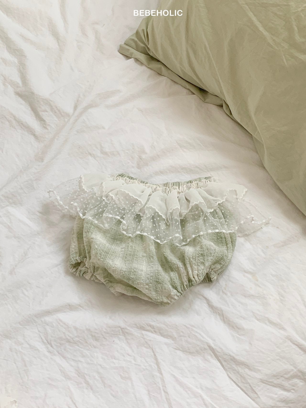 bebe holic / Lily Bloomer
