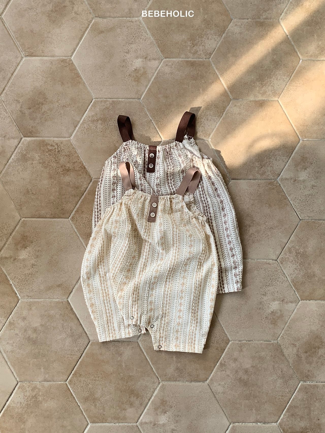 bebe holic / Dew suit