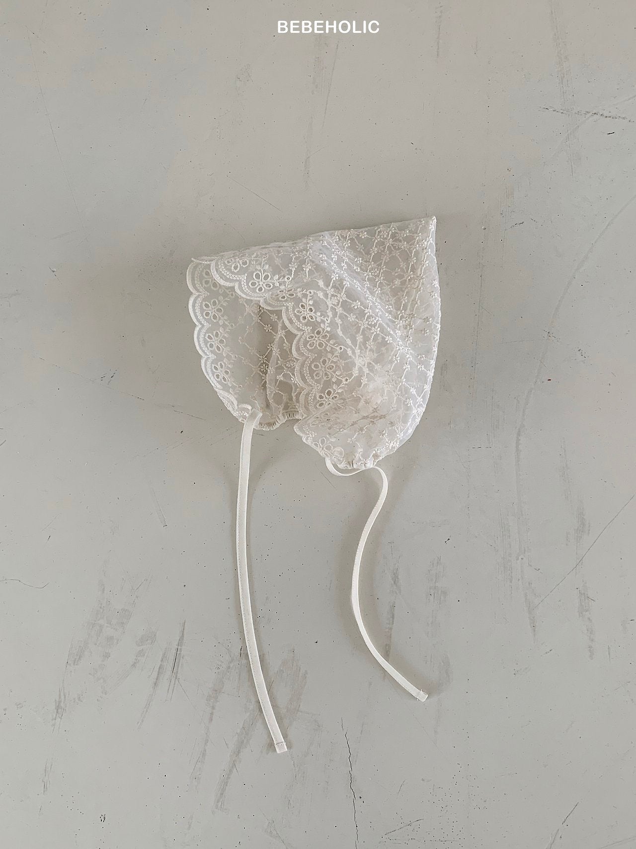 bebe holic / Holic Less Bonnet