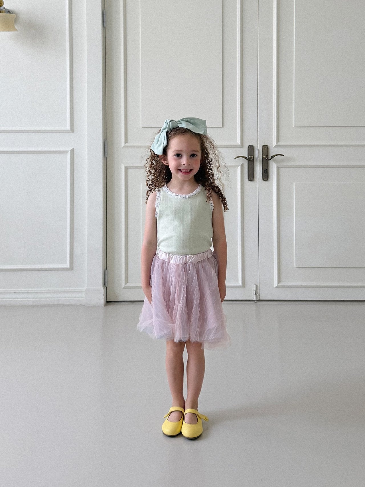(予約) Lebev / Bailey Lace Sleeveless T-shirt