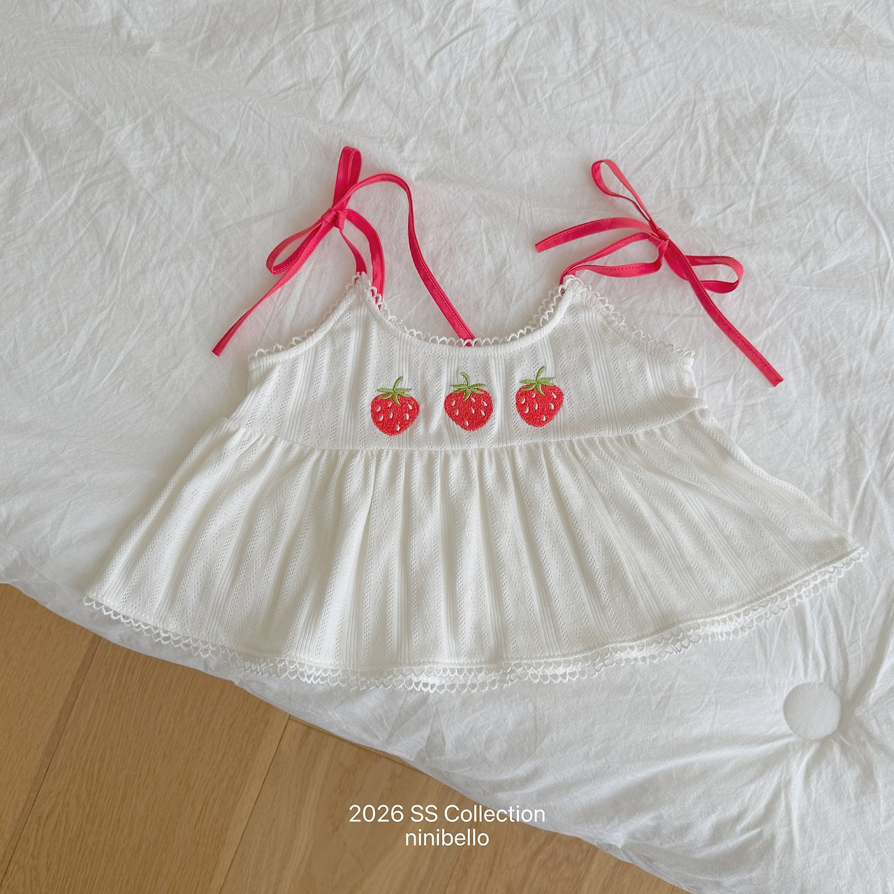 (予約) ninibello  / Berry Eyelet Blouse Top
