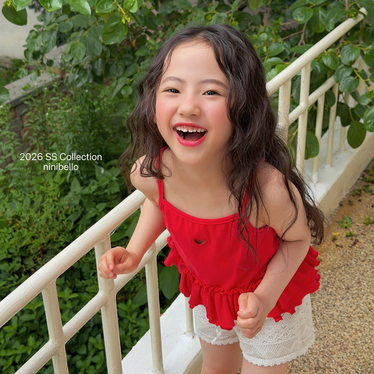 (予約) ninibello  / Joy Heart Punched Sleeveless Top