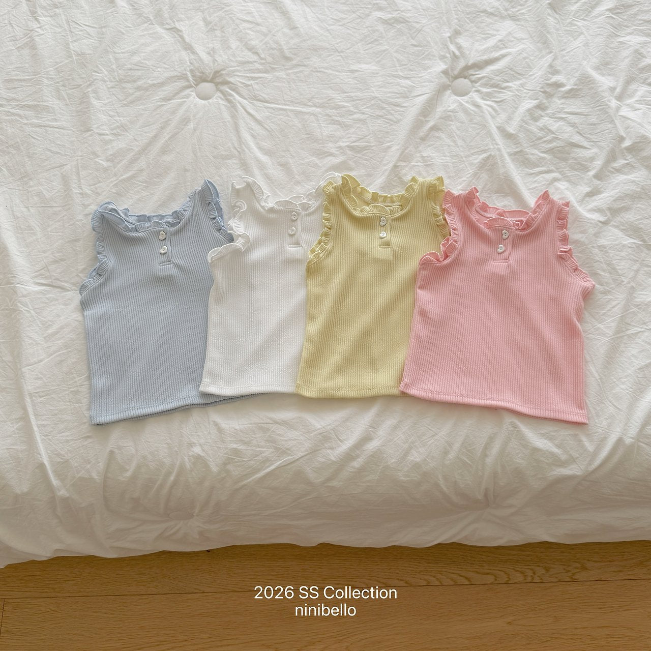 (予約) ninibello  / Romi Frill Sleeveless Top