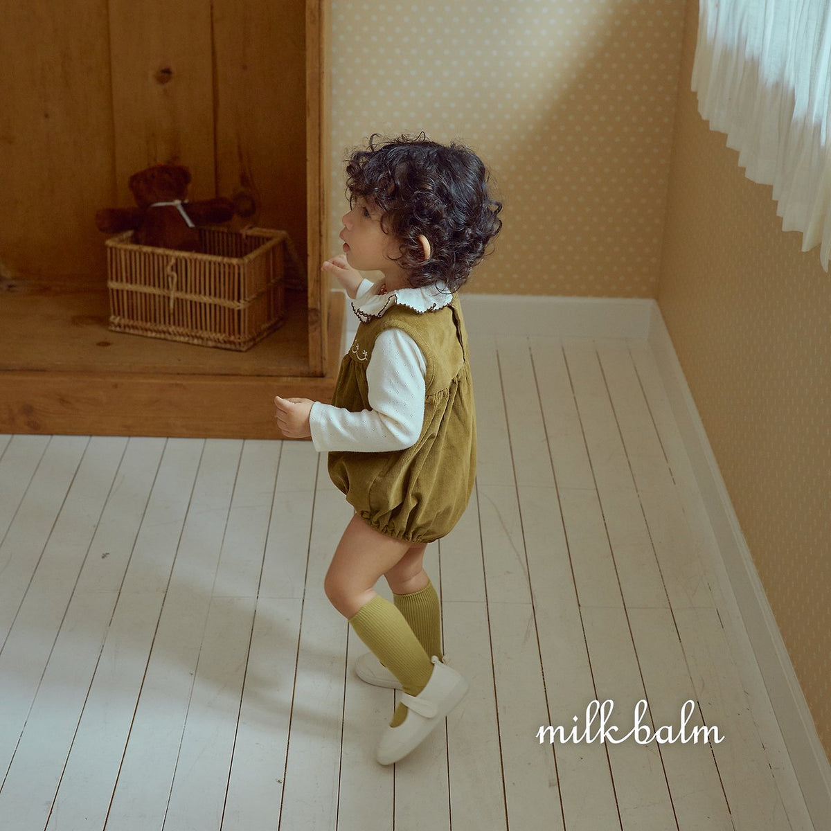 milk balm / Bailey Suit