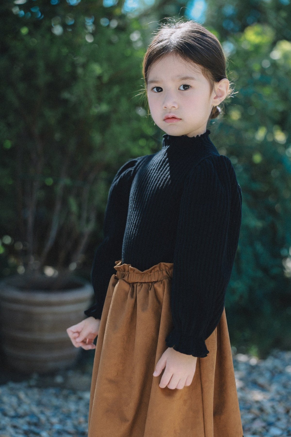 (予約) mon Atelier  /  Suede Laser-Cut Skirt