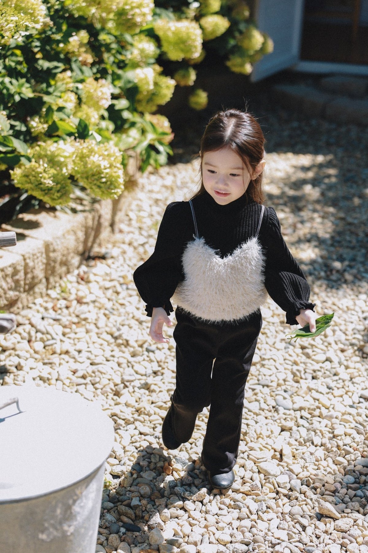 (予約) mon Atelier  /  Fluffy Faux Fur Bustier