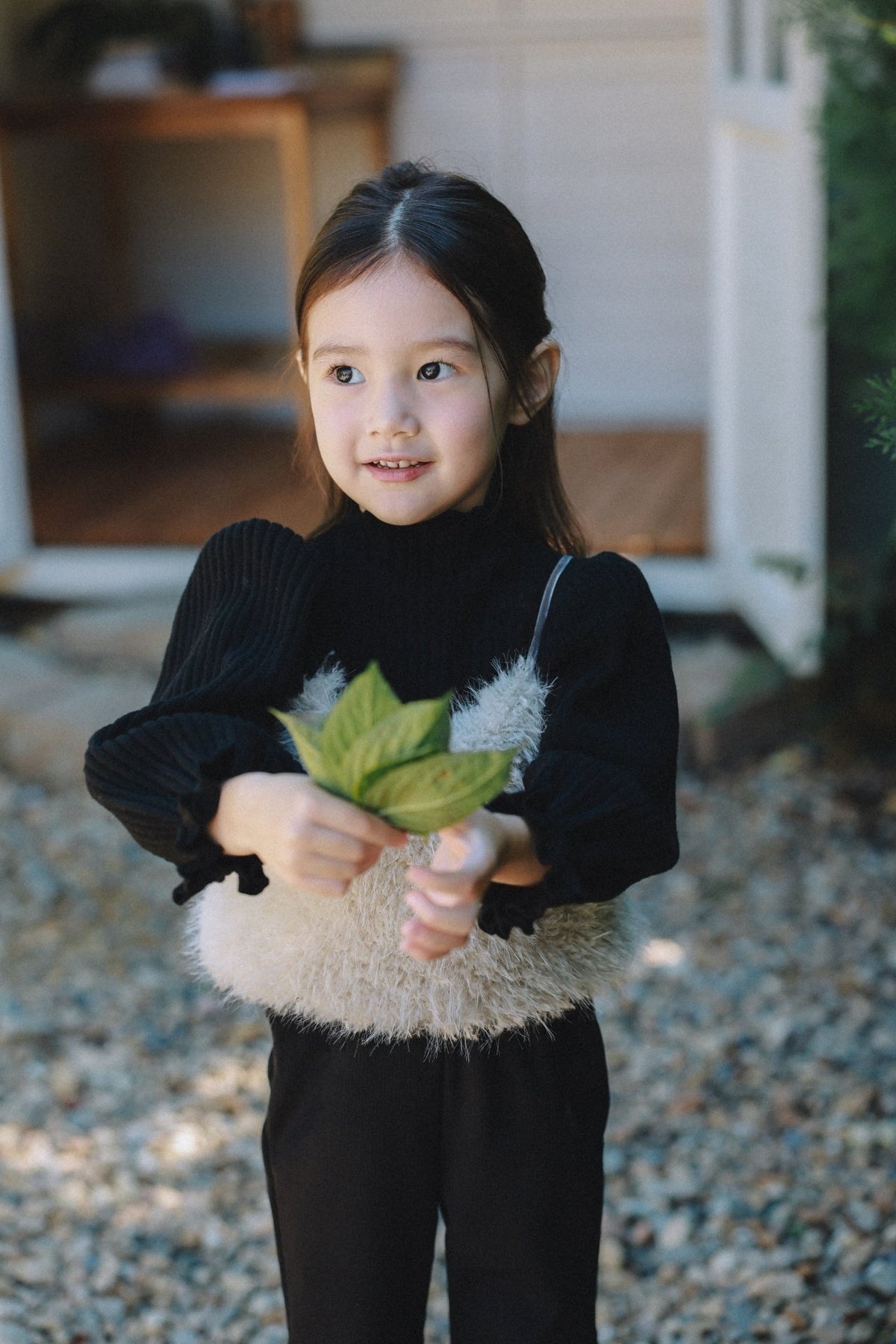 (予約) mon Atelier  /  Fluffy Faux Fur Bustier