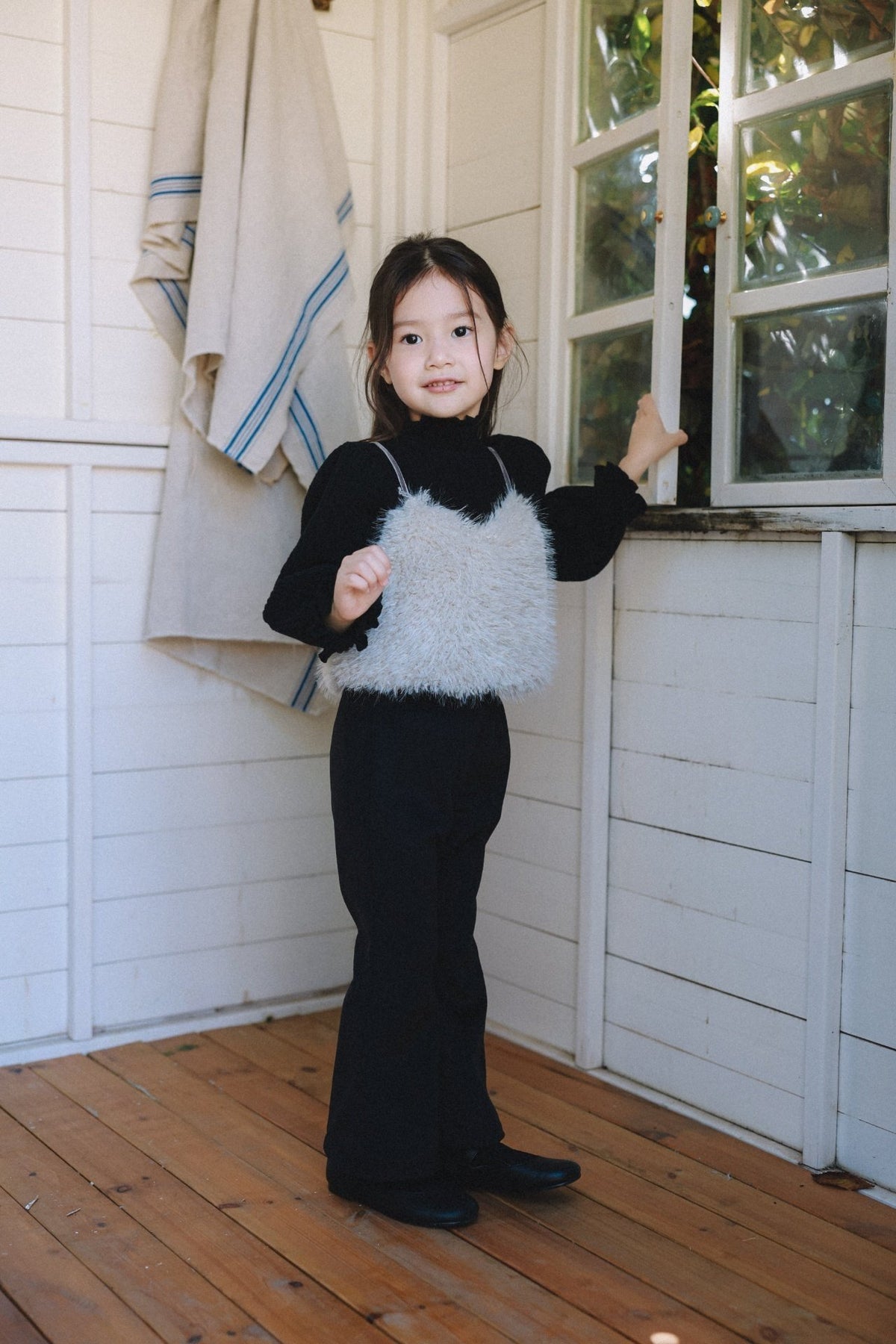 (予約) mon Atelier  /  Fluffy Faux Fur Bustier