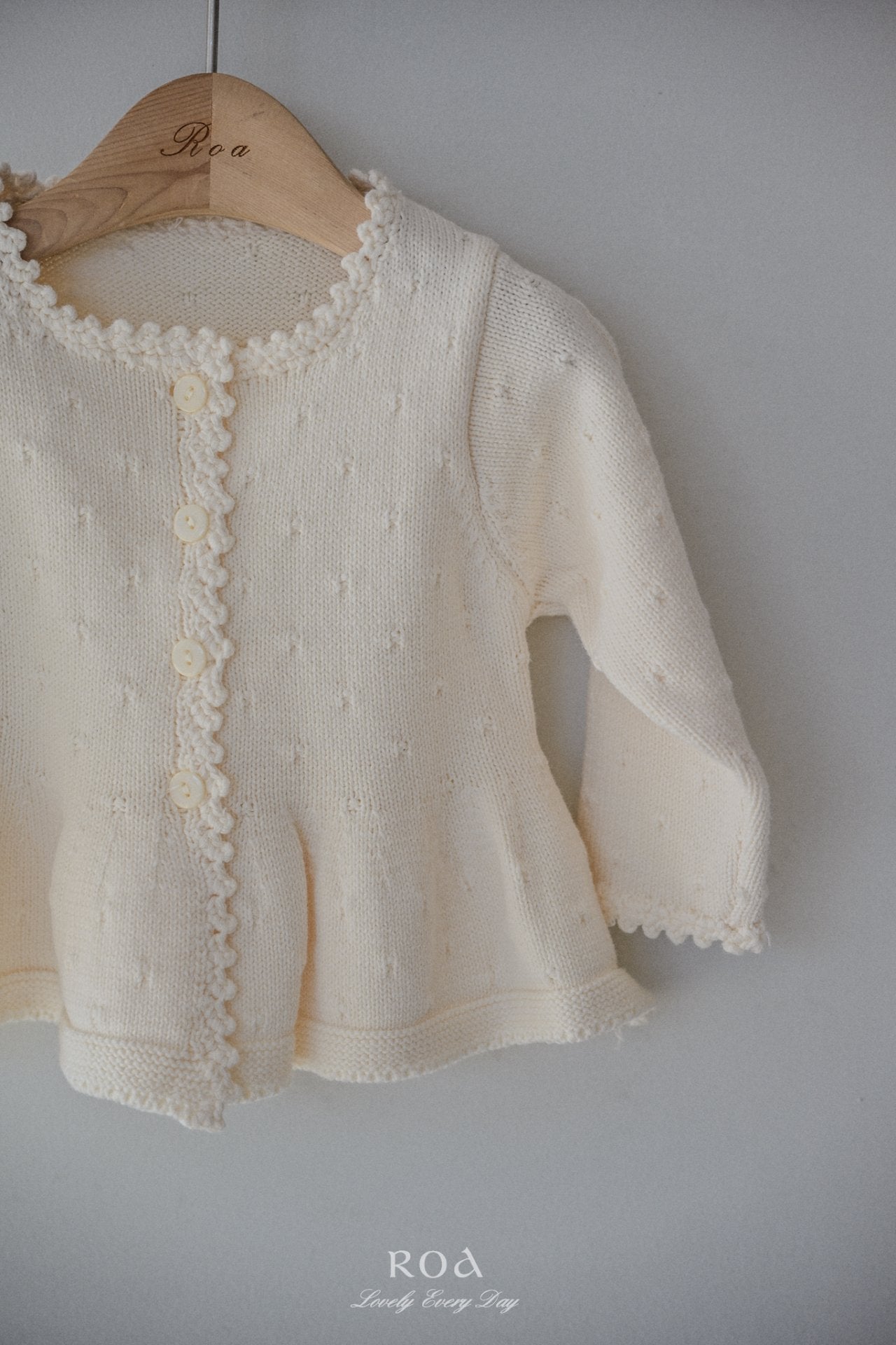 Roa / Flare Knit Cardigan