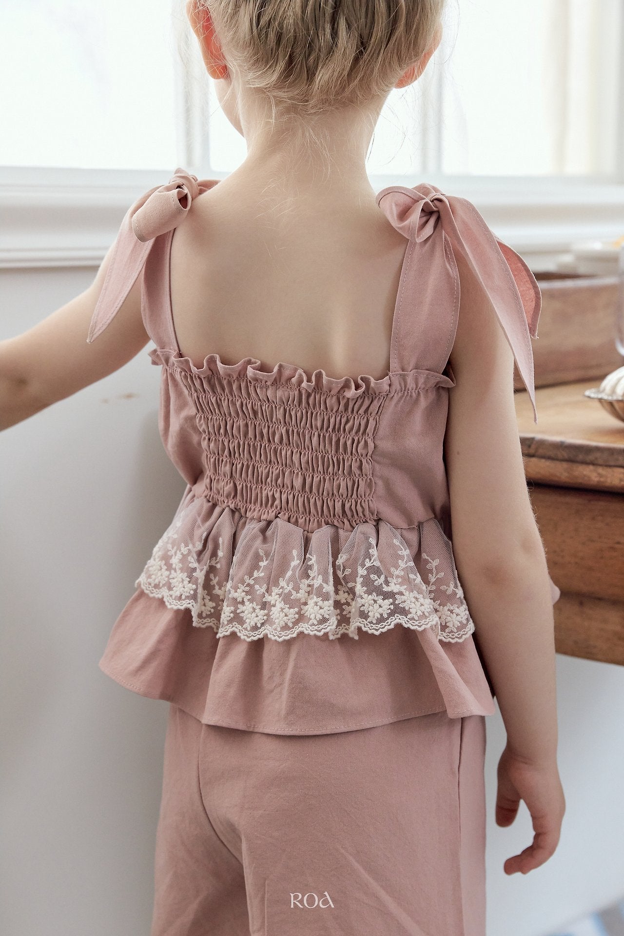 (予約) Roa / Momo Blouse