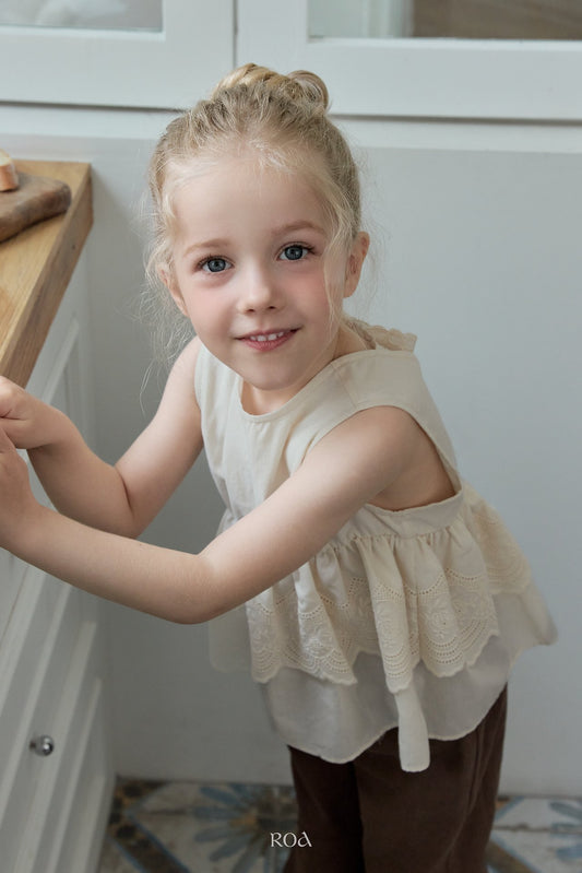 (予約) Roa / Blanc Embroidery Blouse