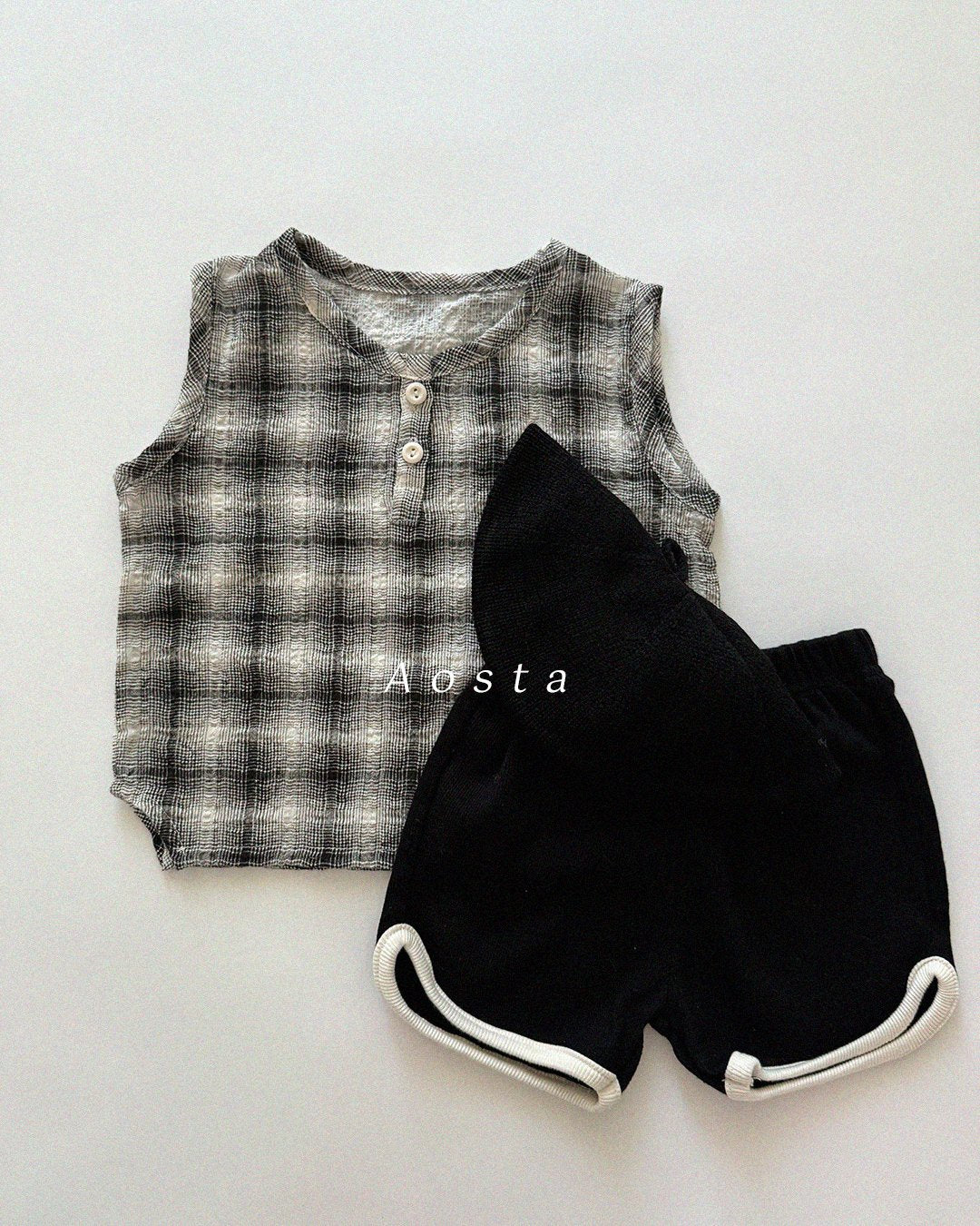 (予約) Aosta /  Lip Shorts