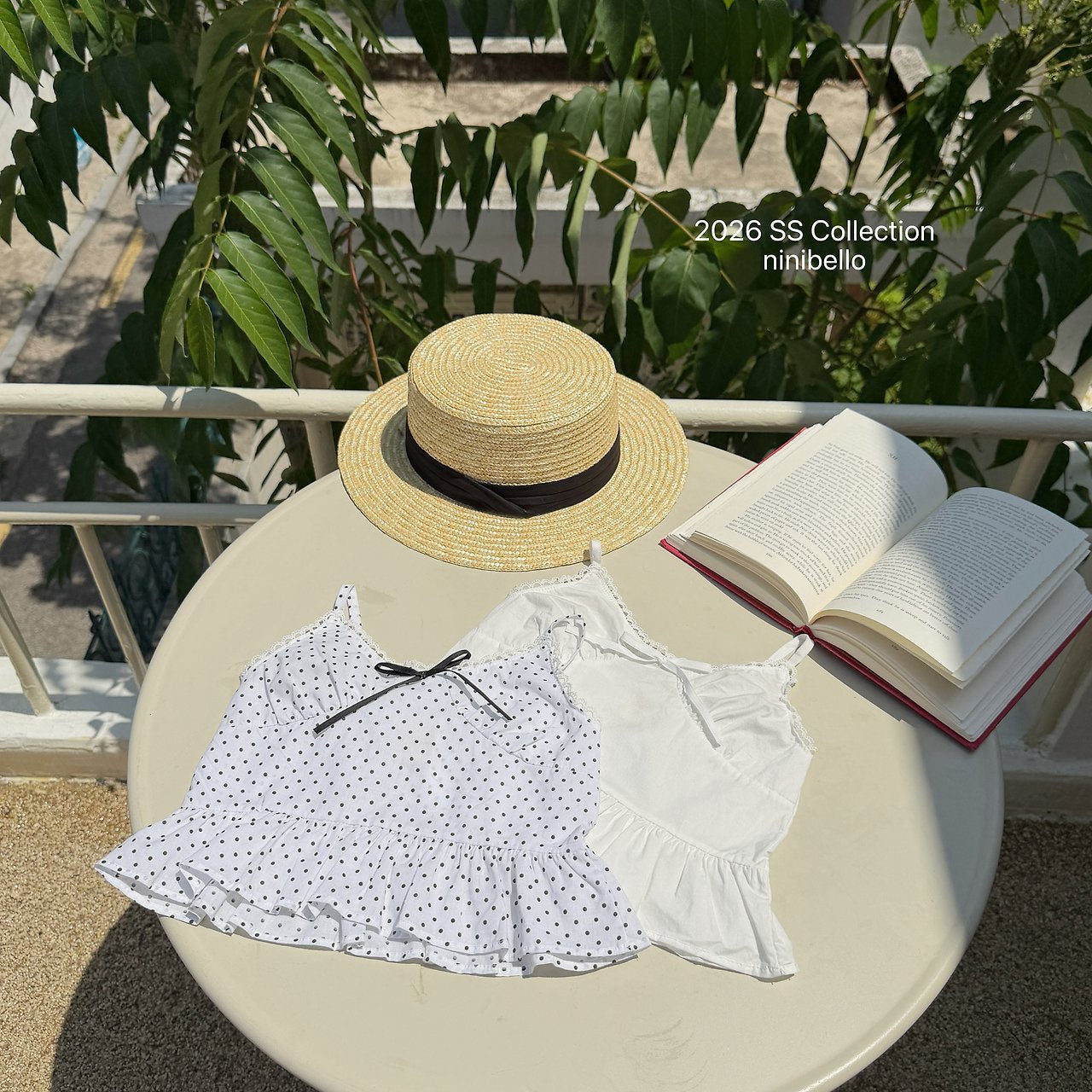 (予約) ninibello  / La Vie En Sleeveless Blouse